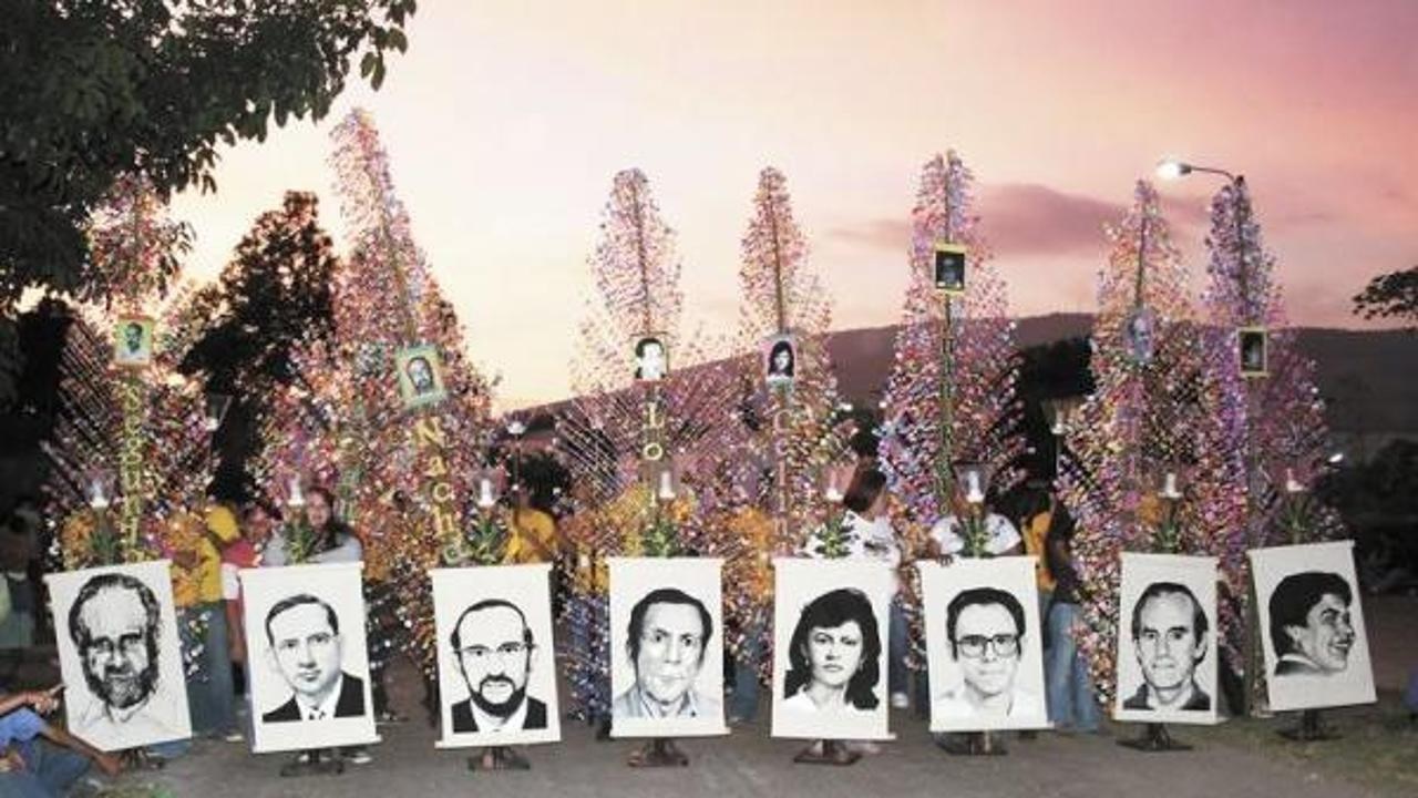Abren audiencia en El Salvador por caso de asesinato de seis sacerdotes jesuitas 1 Punto Corte