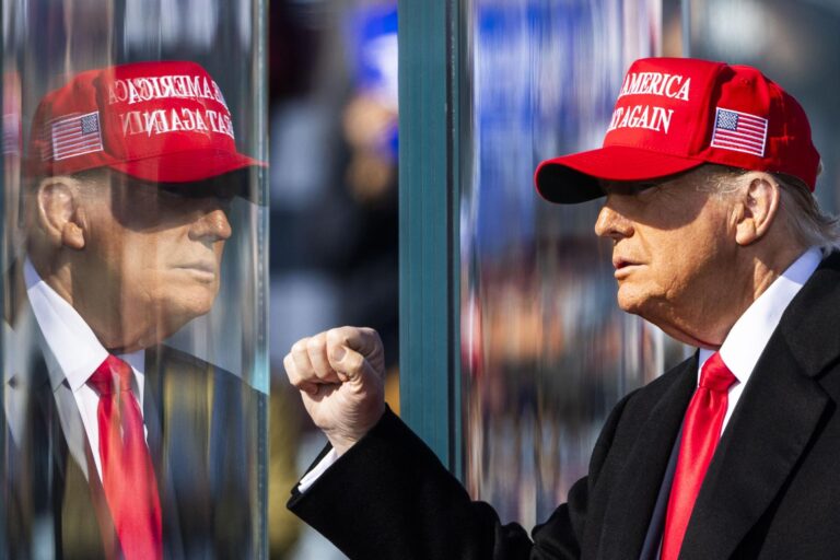 Donald Trump: De magnate inmobiliario a líder polémico 1 eab6c3369fe7785459a7c1558bada70badaab097w