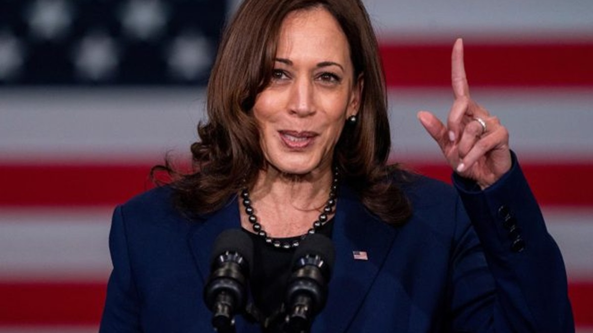 Sondeo: Kamala Harris lidera intención del voto latino en estados péndulos con 54,7% 3 haa