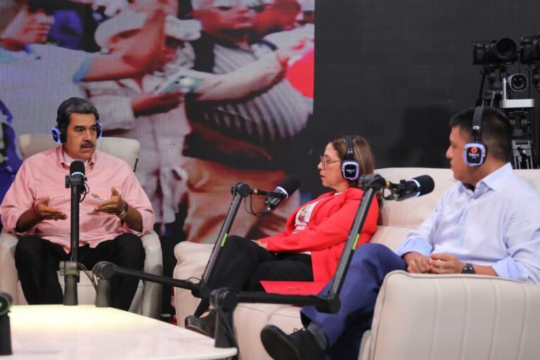 Presidente Maduro: Ley Orgánica Simón Bolívar es un mecanismo legal para limitar agresiones contra Venezuela 1 maduro 13