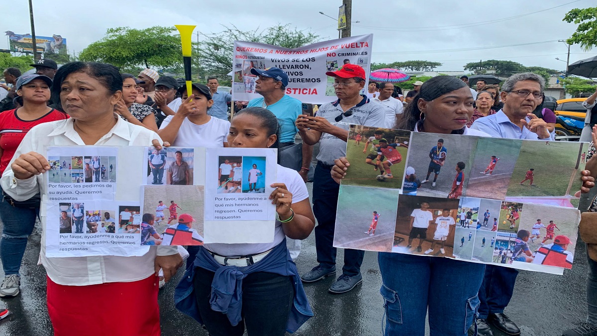 Ecuador: Prisión preventiva para 16 militares por la desaparición forzada de los menores de Guayaquil 2 1 1