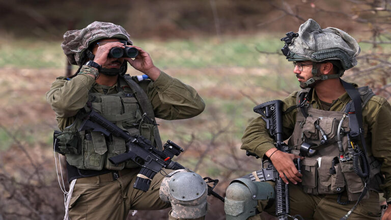Denuncian que tanques israelíes cruzaron la frontera siria desde los Altos del Golán 1 Israel Siria