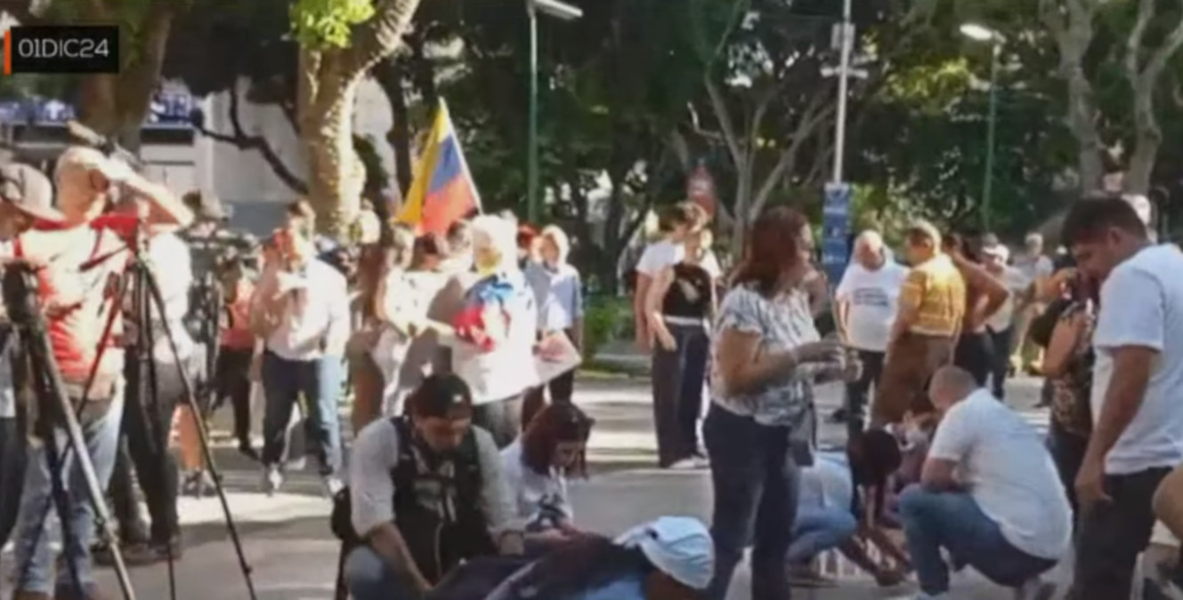 Otro tiro por la culata: fracasa convocatoria de María Corina Machado 3 Venezuela marcha maria01