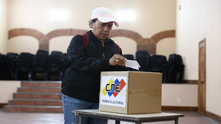 TSJ de Venezuela respaldará preparación de jueces y juezas de paz 1 Esta