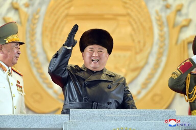 Kim Jong-Un se compromete a cooperar más con Rusia 1 fil2w7iakae9mkk