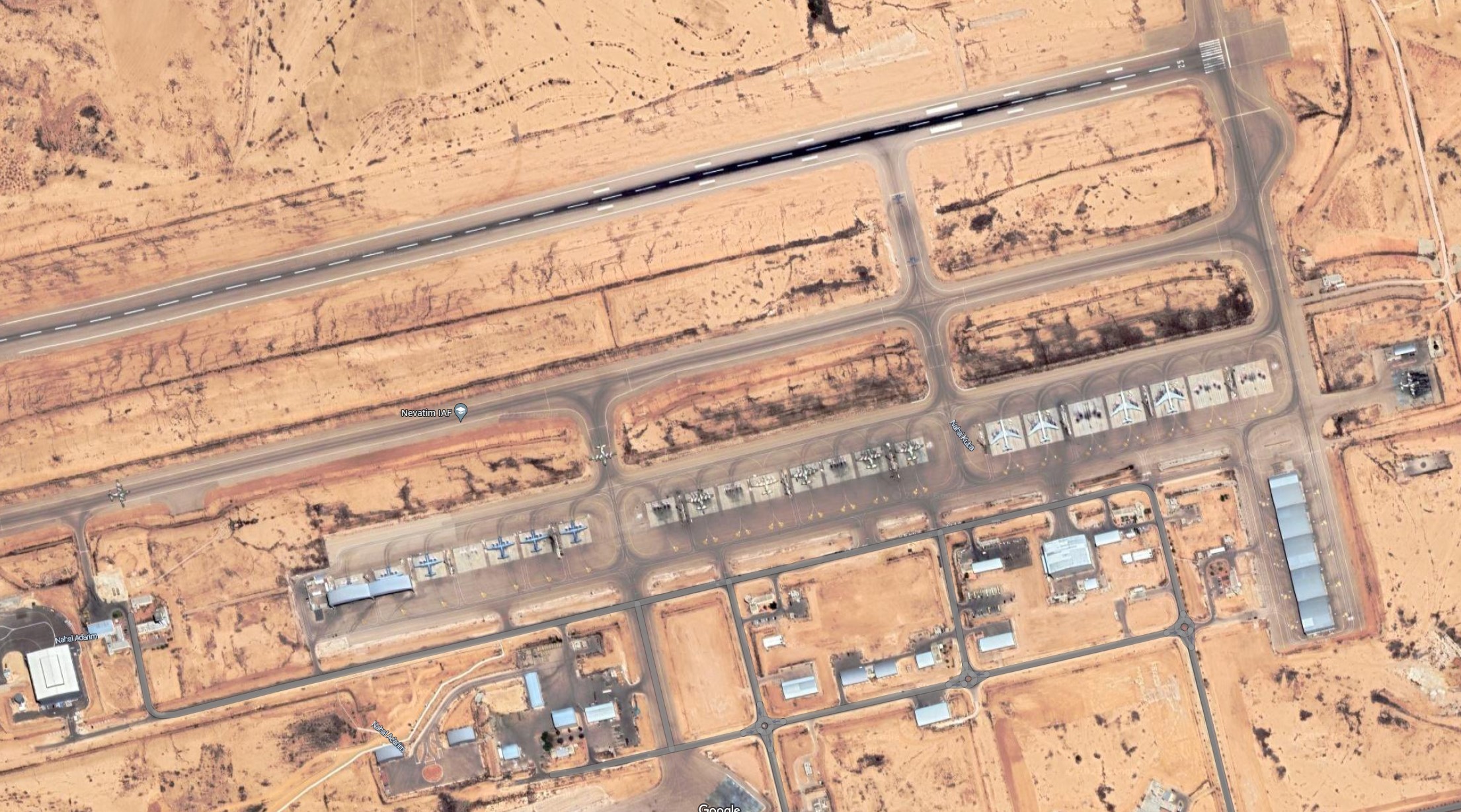 Yemeníes atacan base aérea israelí Nevatim con misil hipersónico 5 gf48q5yawaay6fs
