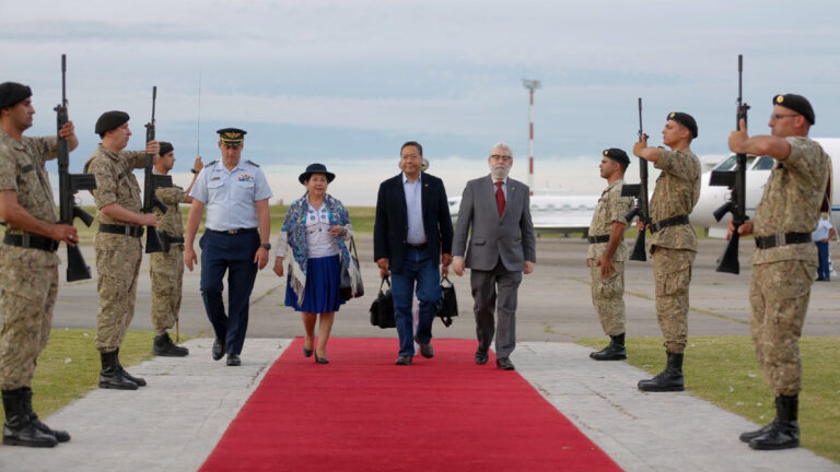Presidente de Bolivia llega a Uruguay para cumbre de Mercosur 1 image 5