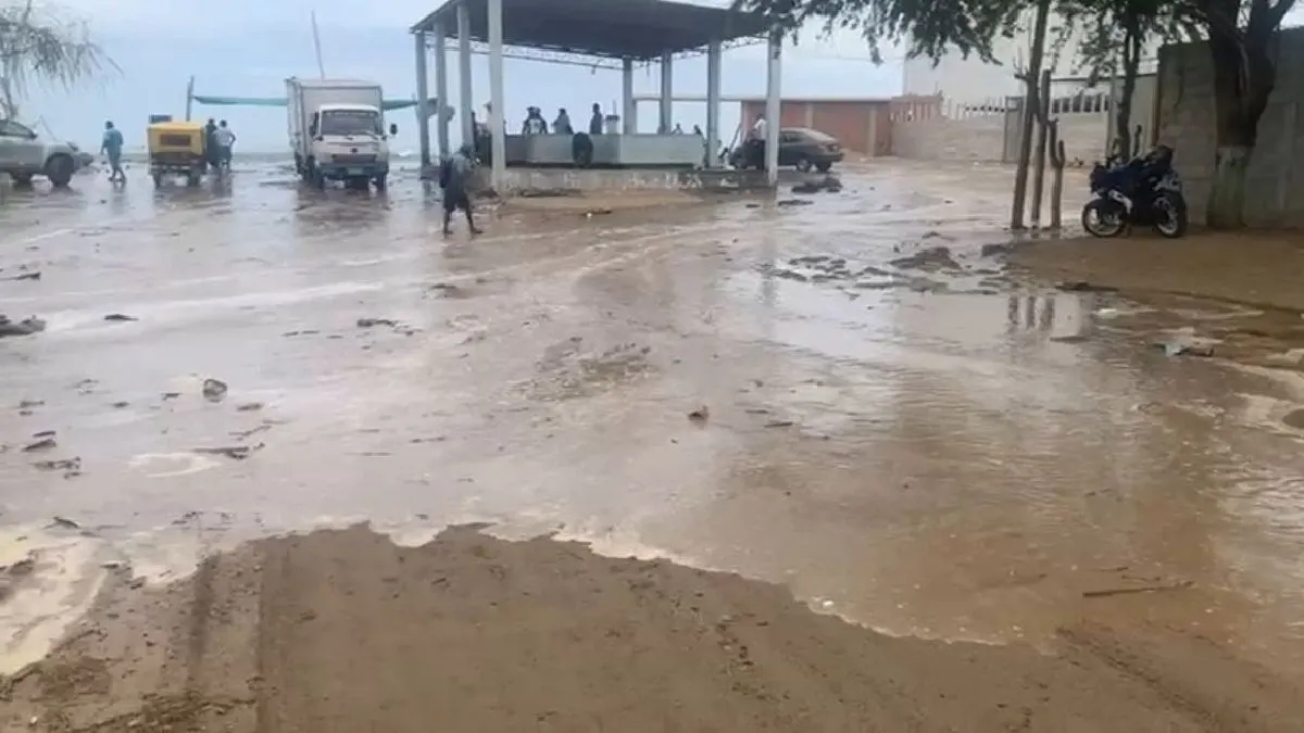 Más de 80 puertos de Perú cierran por oleaje de fuerte intensidad 2 peru 5