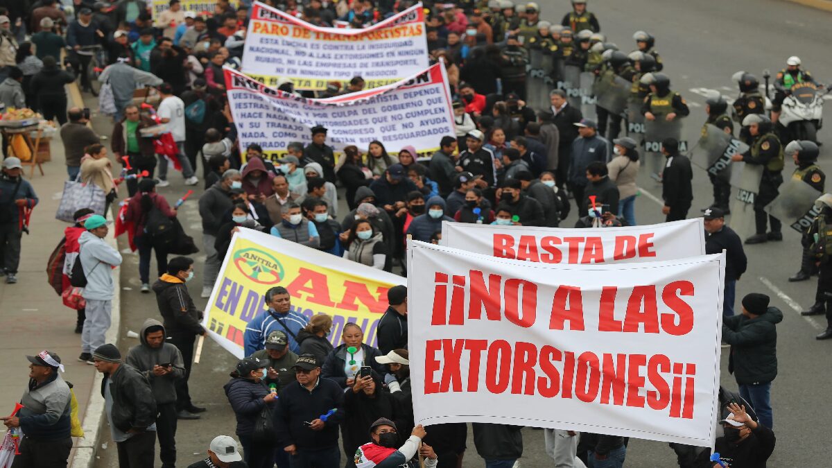 Perú declara emergencia en La Victoria y seis distritos del Callao por delincuencia 8 violencia