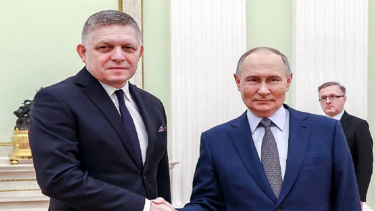 vladimir putin y robert fico foto tass