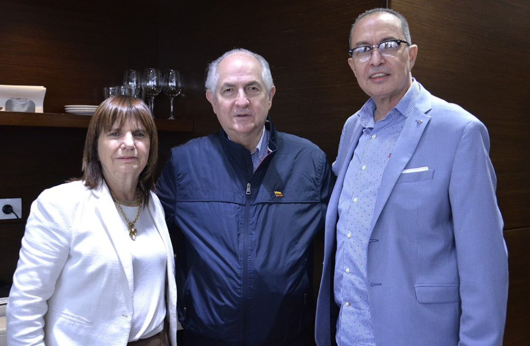 Opositores prófugos de la justicia venezolana se reúnen con ministra de Seguridad argentina para atacar al país 1 bullrich profugos1