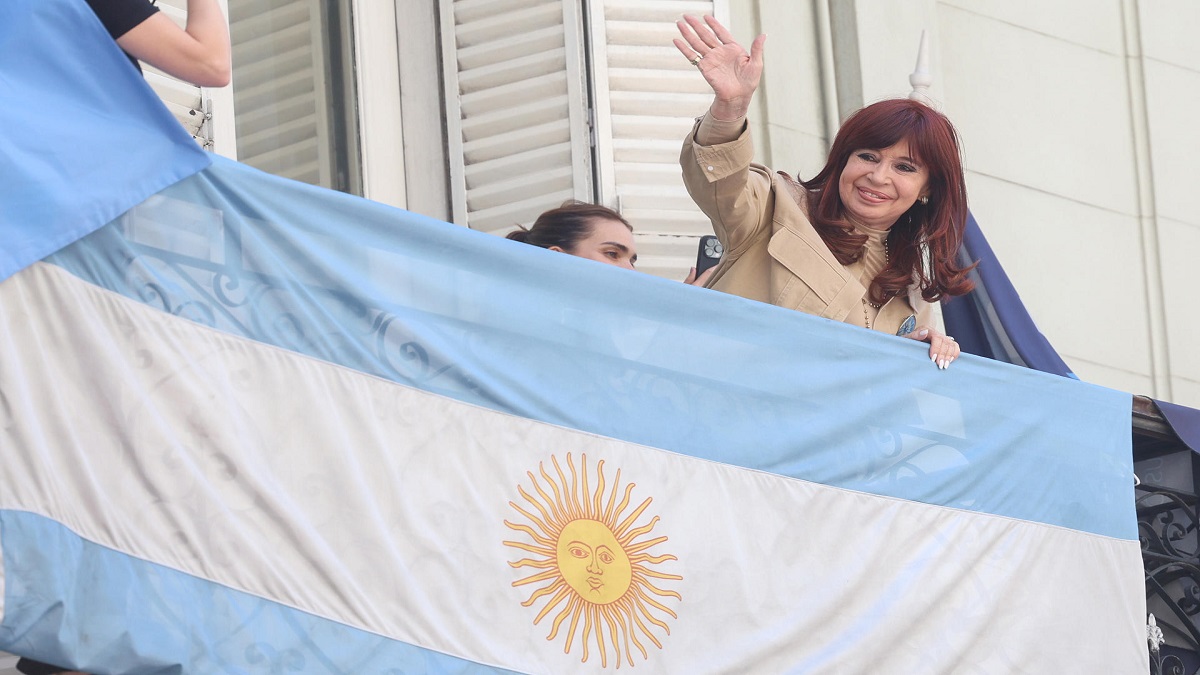 Cristina Fernández piensa en un "cambio de rumbo" para Argentina tras "un año difícil" 8 cfk