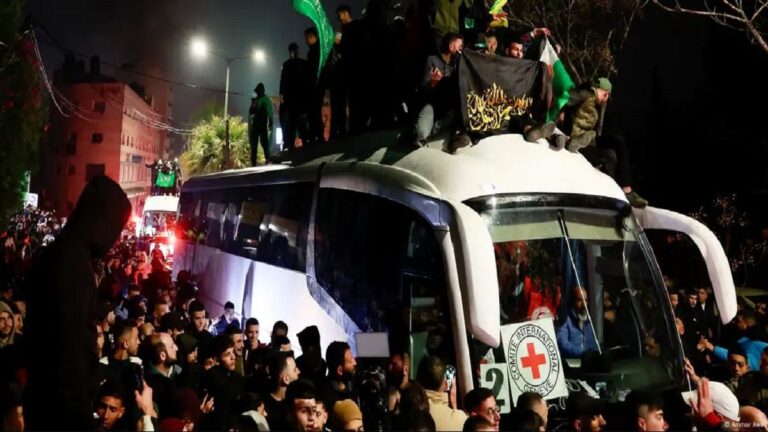 cisjordania palestinos liberados foto deustche welle