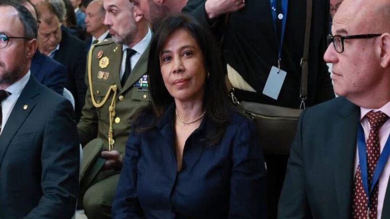 Daniel Noboa encarga la presidencia a Cynthia Gellibert pese a inconstitucionalidad 1 cynthia natalie ecuador