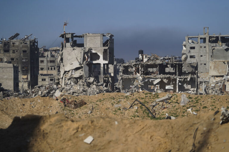 Día 460 de genocidio: Ocupación israelí continúa su campaña asesina en Gaza 1 dad387693bbff61805218927b6450320acfcb879