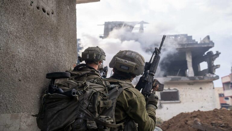 Ataques aéreos israelíes provocan la muerte a seis palestinos en la Franja de Gaza 1 gaza 2