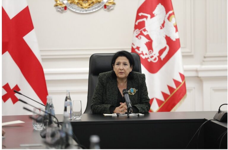 Gobierno paralelo: Expresidenta georgiana inaugura despacho para suplantar funciones oficiales 1 gg2shg xcaahuaj