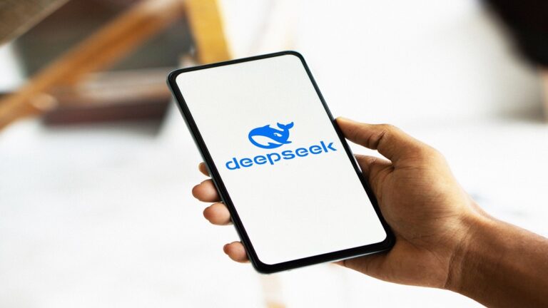 DeepSeek: Ascenso de la IA china sacude los mercados mundiales y desafía el dominio de EE.UU. 1 giuaqpywkaakgae