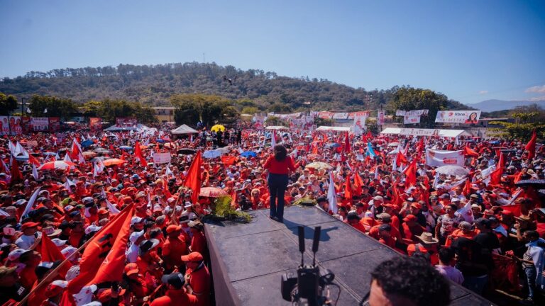 Honduras arranca la campaña electoral de 2025 con Ministra de Defensa como principal candidata 1 honduras acto inicio campana rixi moncada foto fb rixi moncada presidenta