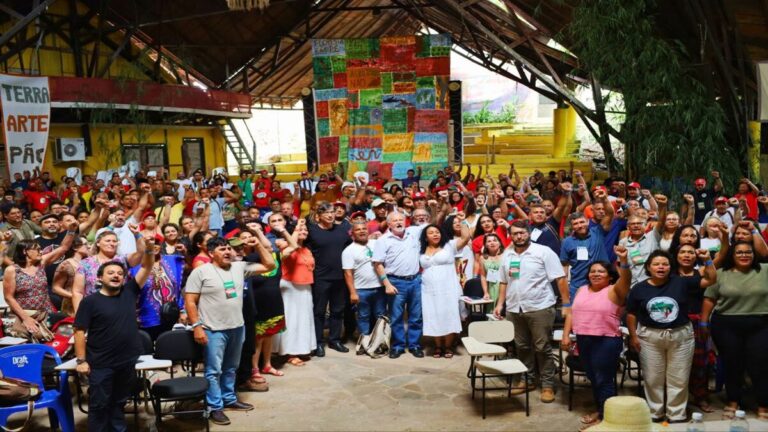 Movimiento sin Tierra de Brasil celebra 41 años de lucha en el marco de su Congreso nacional 1 mst 1
