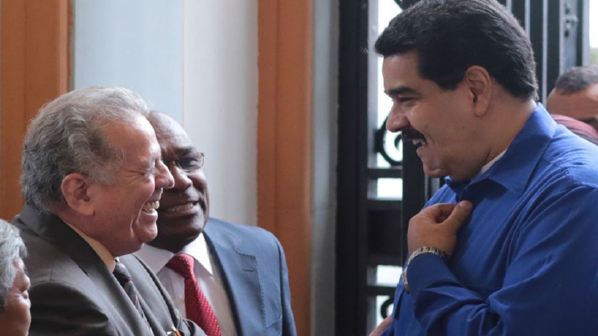 Presidente Maduro lamenta partida física del revolucionario venezolano Isaías Rodríguez 2 nicolas maduro isaias rodriguez y aristobulo izturiz