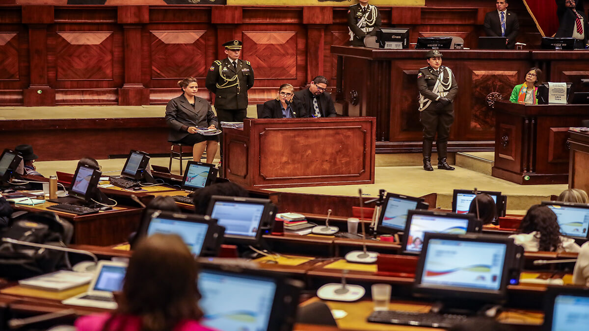 Asamblea Nacional de Ecuador declara el 8 de diciembre como Día de Luto Nacional 4 parlamento ecuatoriano