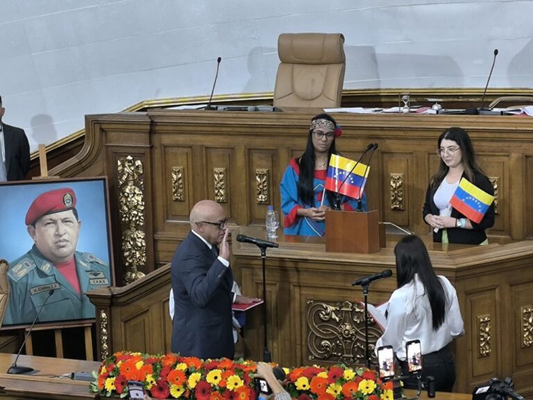 Nueva directiva de Asamblea Nacional venezolana jura cargo con promesas de paz y soberanía 1 photo 2025 01 05 11 24 09