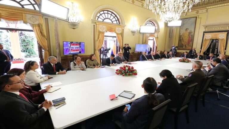 AN de Venezuela notifica al presidente Nicolás Maduro sobre el inicio del período legislativo 2025-2026 1 presidente nm y junta directiva asamblea nacional