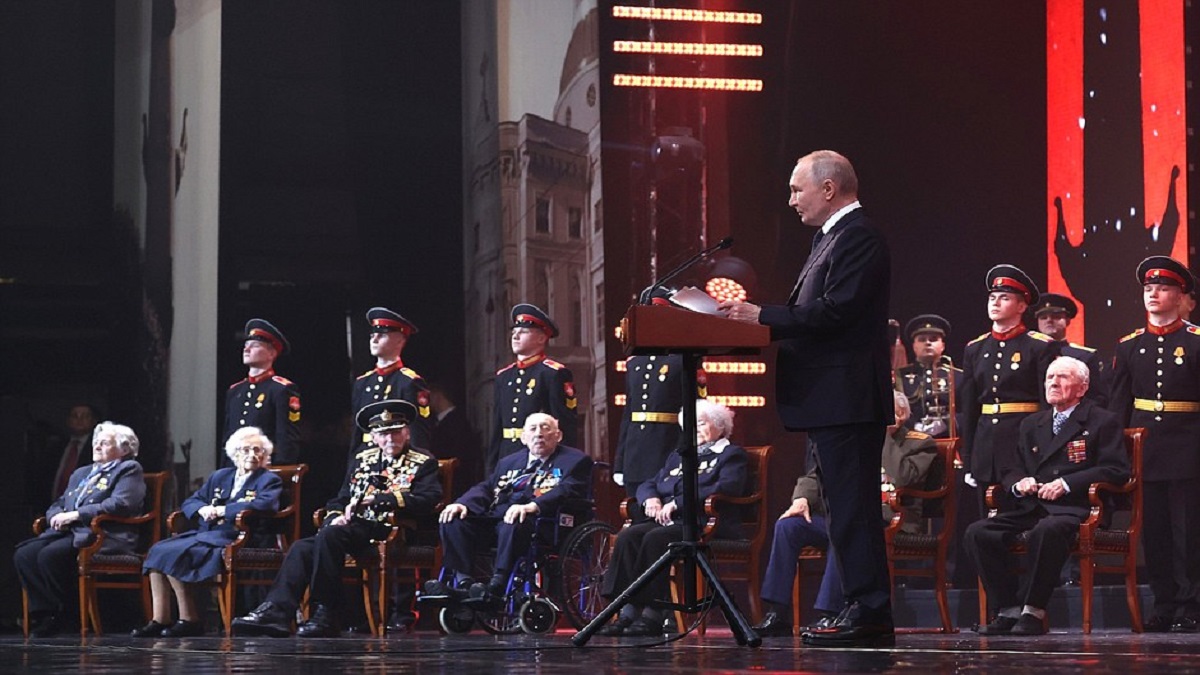 Rusia celebra 81 años de fin del asedio a Leningrado y alerta sobre intentos de Occidente de reescribir la historia 9 putin 2