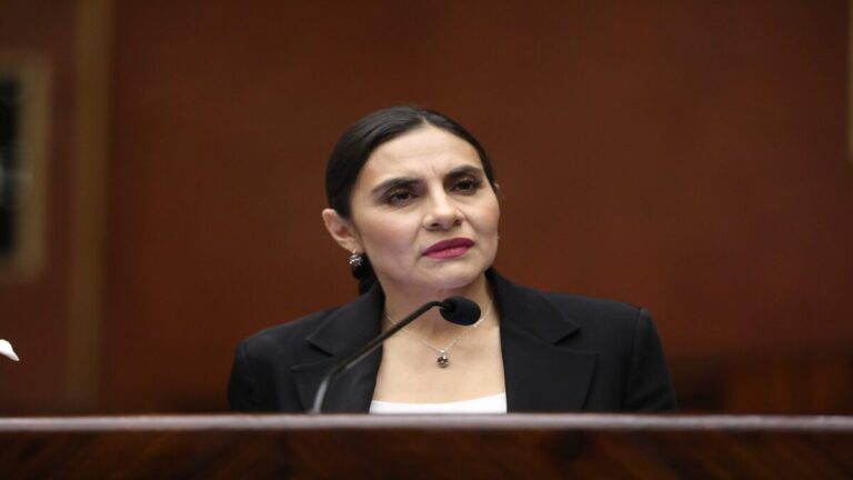 Vicepresidenta de Ecuador Verónica Abad denuncia a Daniel Noboa por delito de sedición 1 veronica 2
