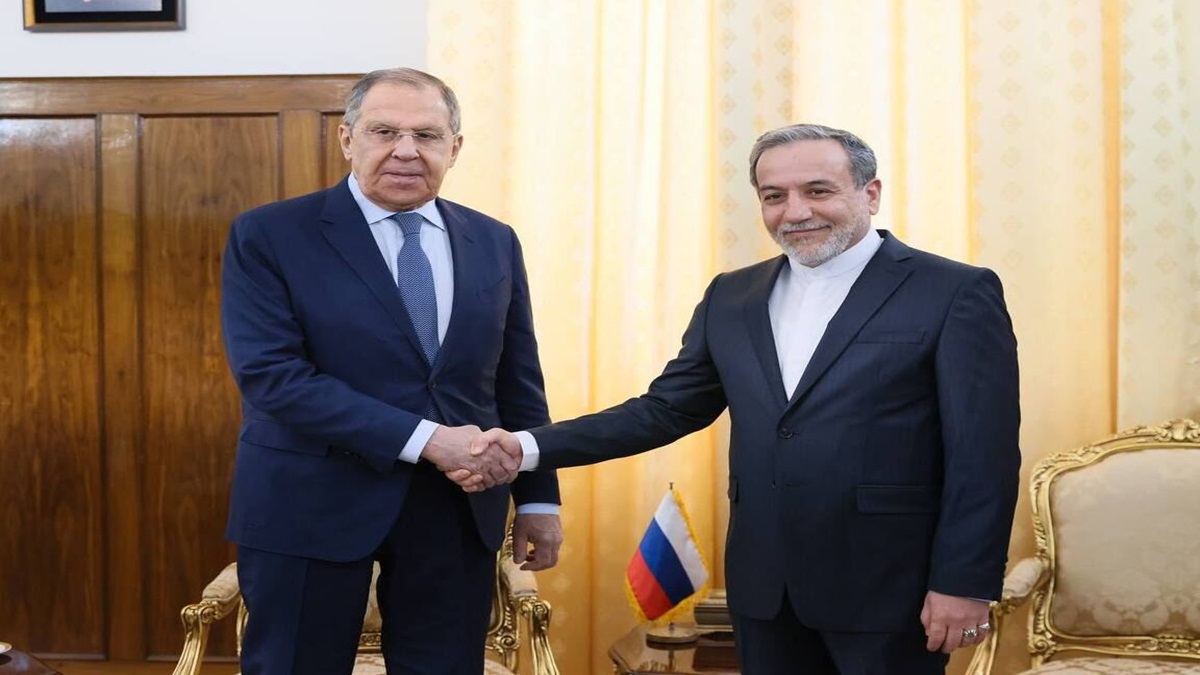 Serguéi Lavrov y su homólogo iraní sostienen conversaciones en Teherán 9 171709465
