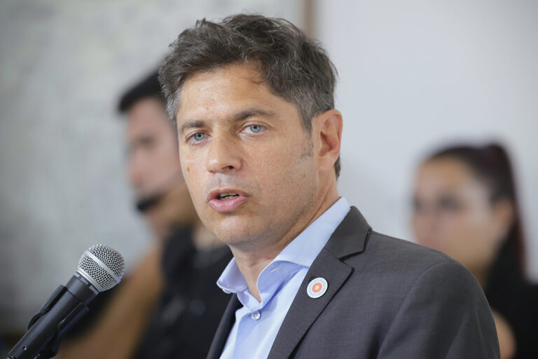 27 02 2025 axel kicillof conferencia de verano la costa fotom gobernacion 794