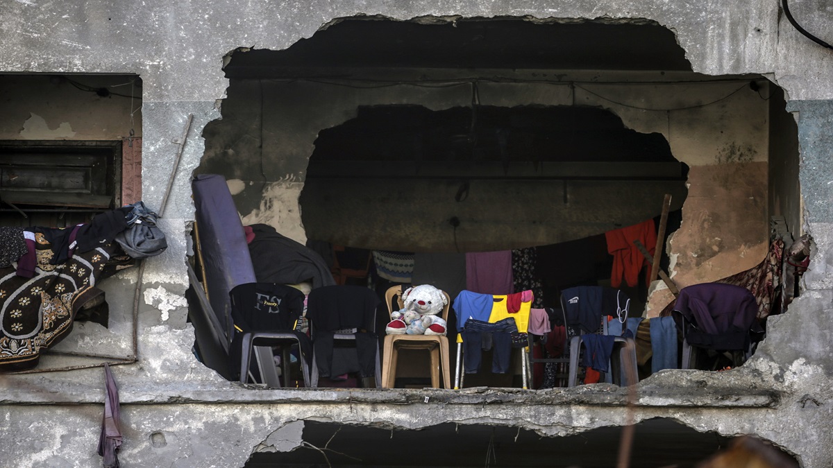 En medio del alto al fuego, las fuerzas sionistas arrasan 64 edificios en Gaza 4 8135b669e73a421d797b3e8877e0e7001bbb93e5