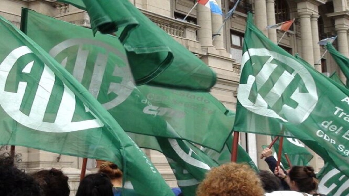 Se movilizan en Argentina contra políticas de ajuste de Milei 10 argentina protesta ate