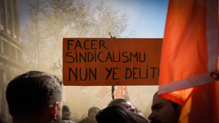 Piden justicia en defensa de las seis sindicalistas condenadas en España 1 e