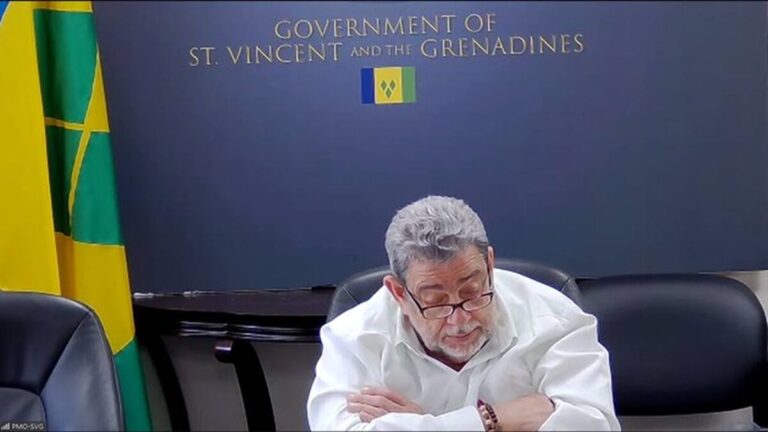 Ralph Gonsalves pide acelerar AgroALBA y tomar acciones para la vida de los pueblos 44 glez