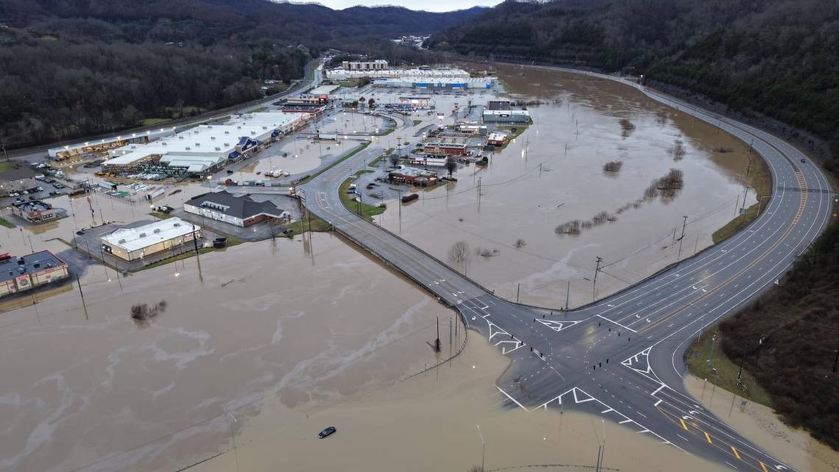 Inundaciones en sureste de EE.UU. causan 9 muertes y desastre en Kentucky 1 inundaciones eeuu
