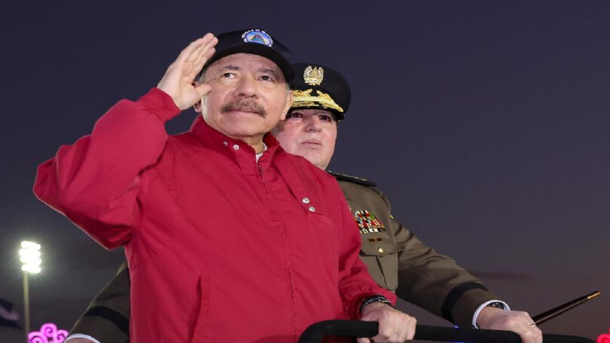 Nicaragua rinde homenaje a Augusto César Sandino a 91 años de su asesinato 5 juramentacion del jefe del ejercito de nicaragua 9