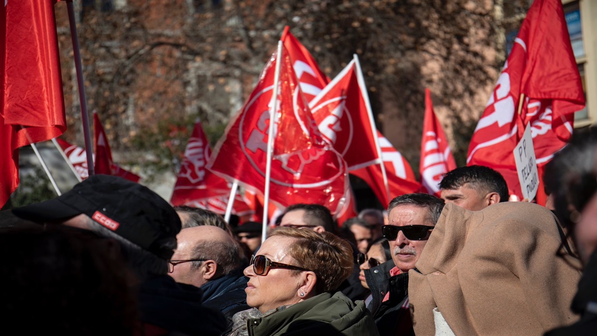 Sindicatos españoles exigen la aprobación de medidas sociales bloqueadas en el Congreso 2 manifestacion espana ugt