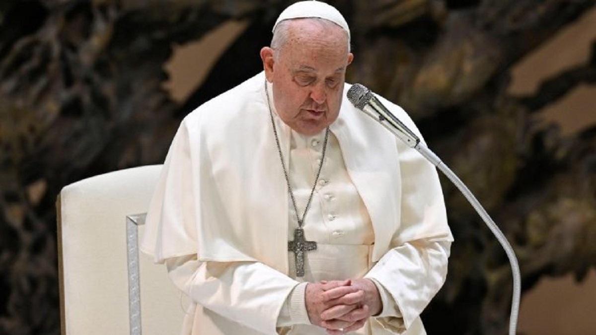 Papa Francisco responde al tratamiento pero aún no está fuera de peligro 5 papa francisco