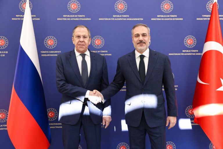 Lavrov aborda negociaciones con EE.UU. en reunión con su homólogo turco 1 photo 2025 02 24 02 15 26