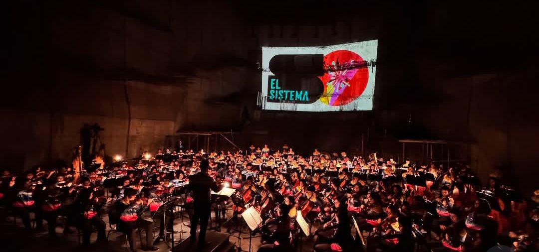 El Sistema: 50 años transformando la vida de millones de niñas, niños y jóvenes venezolanos 2 photo 5026080917621419770 y 1