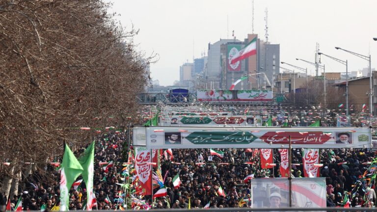 Irán celebra aniversario 46 de la Revolución Islámica con multitudinarias marchas 1 revolucion islamica 6