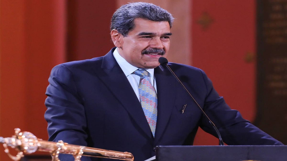 Presidente Maduro: la Revolución Bolivariana representa la fuerza viva de los libertadores, la fuerza originaria de nuestras raíces 7 venezuela presidente nicolas maduro 2 foto prensa presidencial