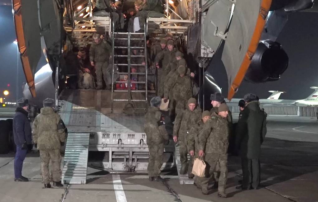 Rusia y Ucrania efectúan canje de prisioneros de guerra en medio de proceso de negociación 8 1441103