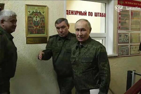 Putin realiza su primera visita a la región de Kursk desde el ataque de Ucrania en su contra 9 17418082890327