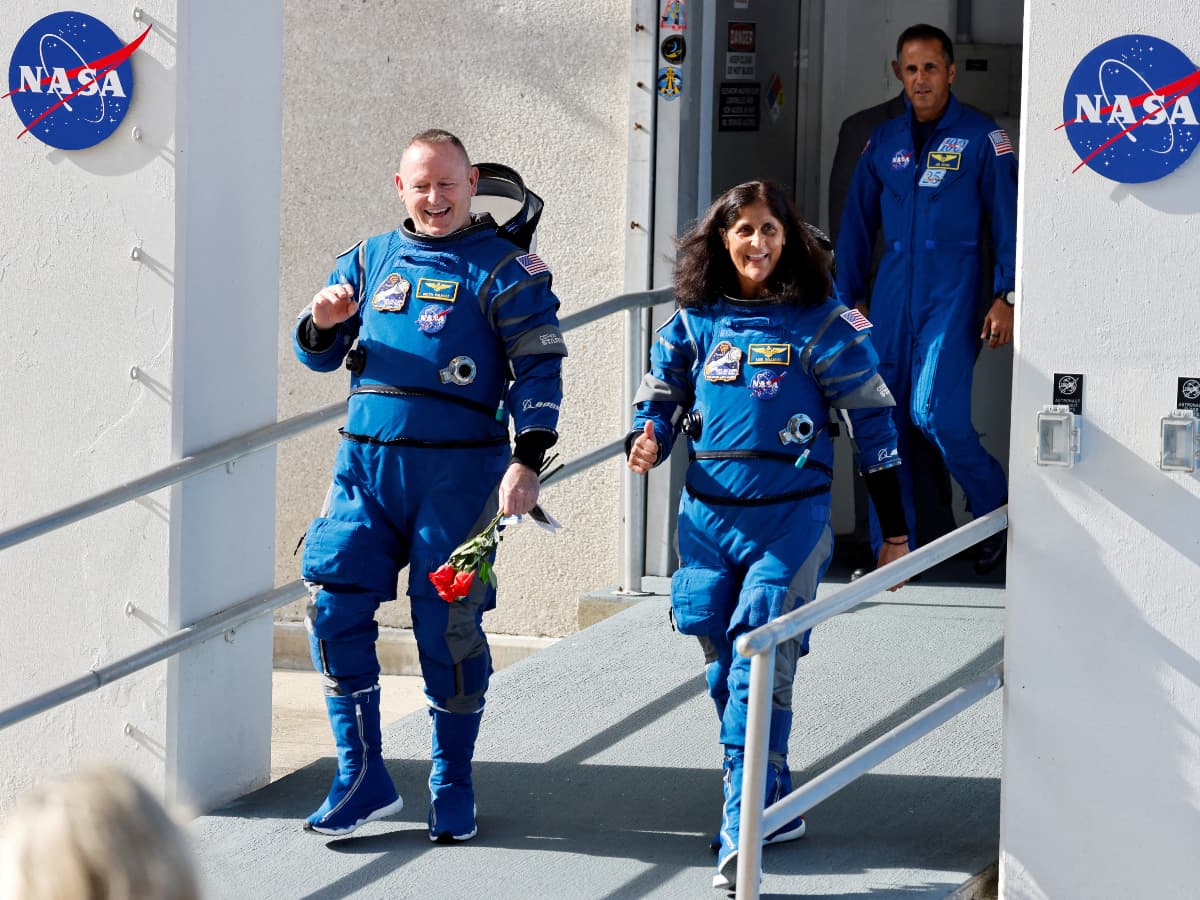 Regresan astronautas varados en Estación Espacial Internacional por nueve meses 1 3275657