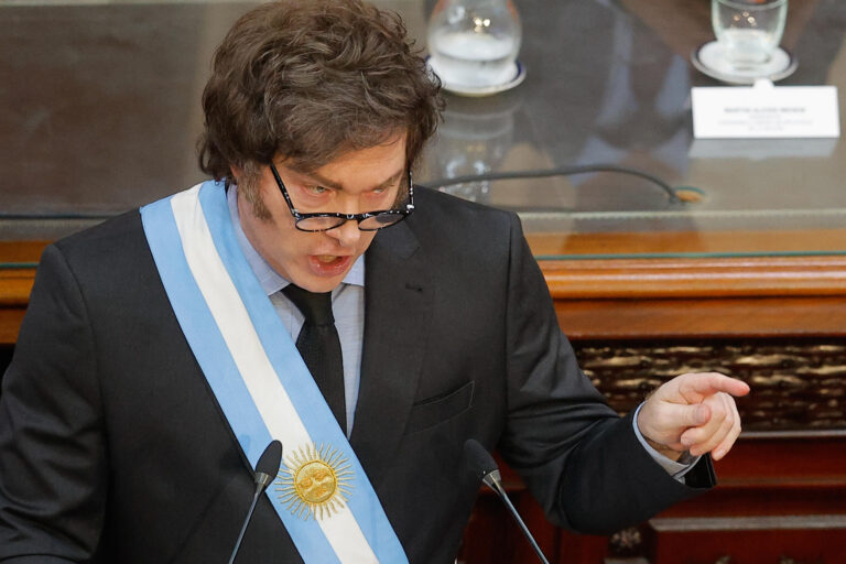 Encuesta: Más de la mitad de los argentinos tildan a Milei de autoritario 1 48660b591400993955a444dae3029d89dd396a8dw