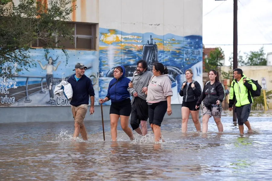Autoridades confirman 16 muertos por tormenta y decretan duelo en Bahía Blanca, Argentina 7 argentina
