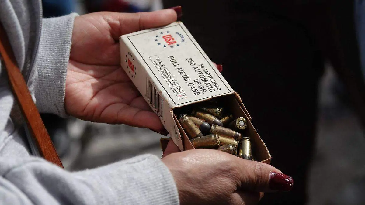 Corte de EE.UU. podría fallar a favor de México en demanda por tráfico de armas 2 armas